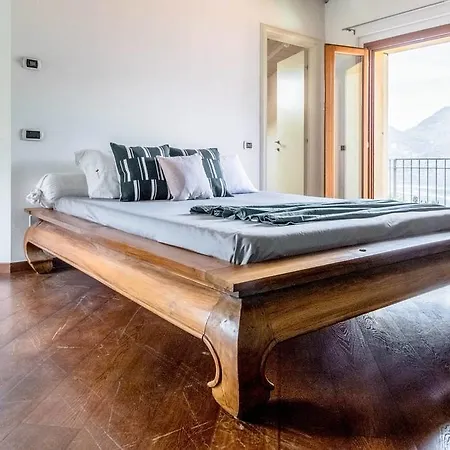 Hintown A Mandello Del Lario فيلة اباديا لاريانا